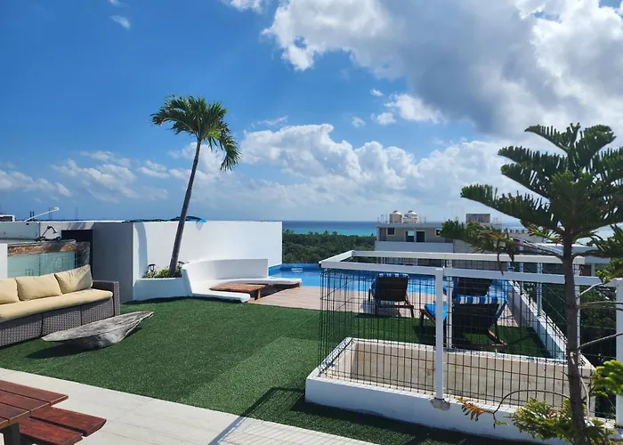 Pensión Near From The And Rooftop Ocean View 104